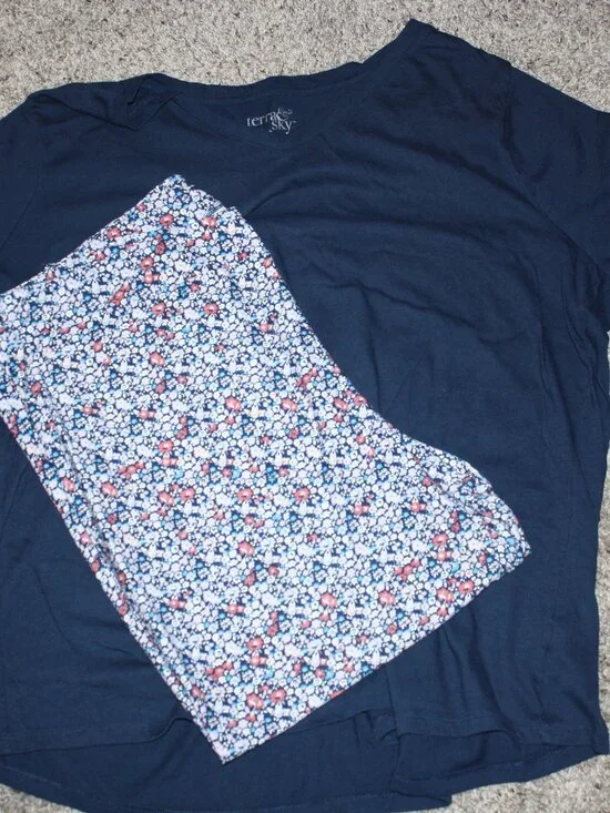 Terra & Sky 2-Pc, Legging and Tee, Navy size 3x - Picture 1 of 4
